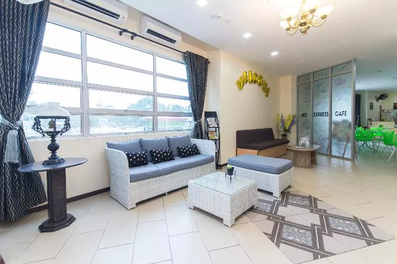 Swing & Pillows   Apple Hotel Shah Alam