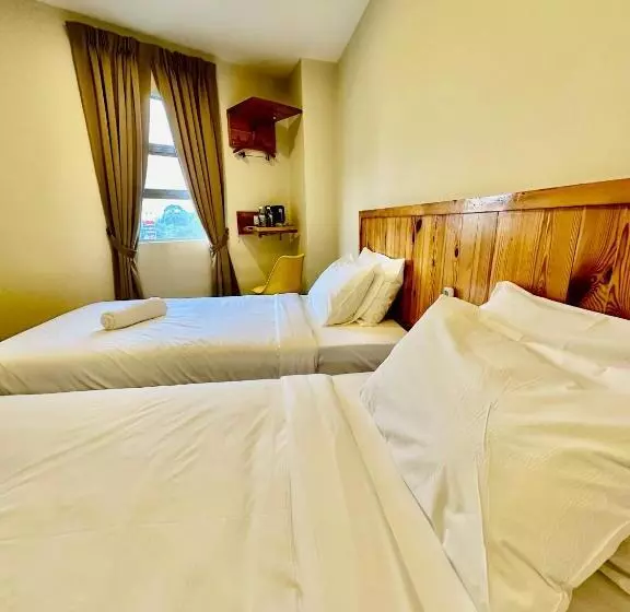 Swing & Pillows   Apple Hotel Shah Alam