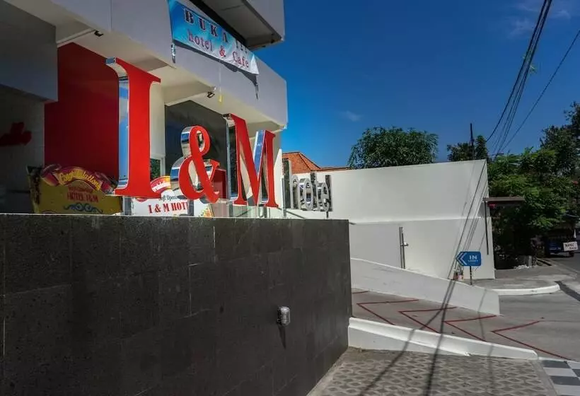I&m Hotel Billiard