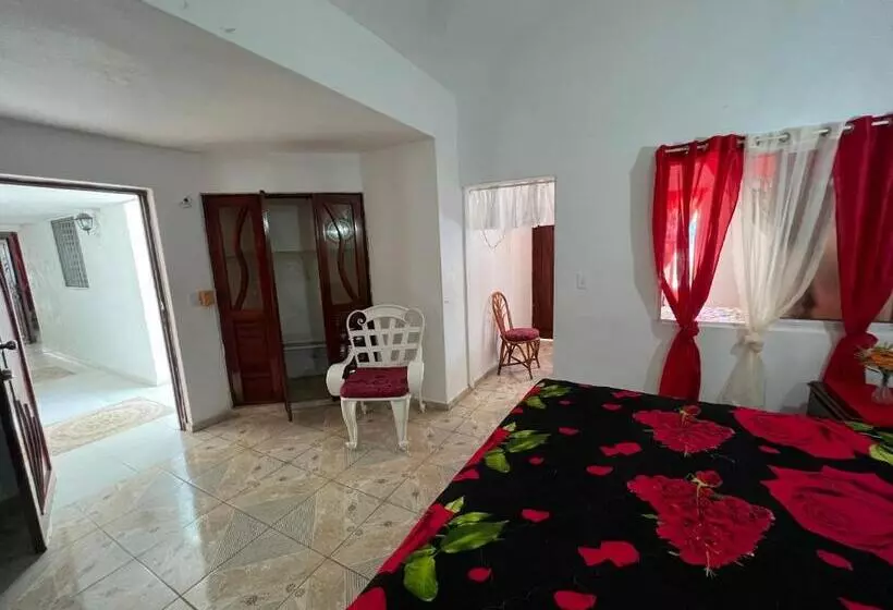 هتل Villa Antonia 16