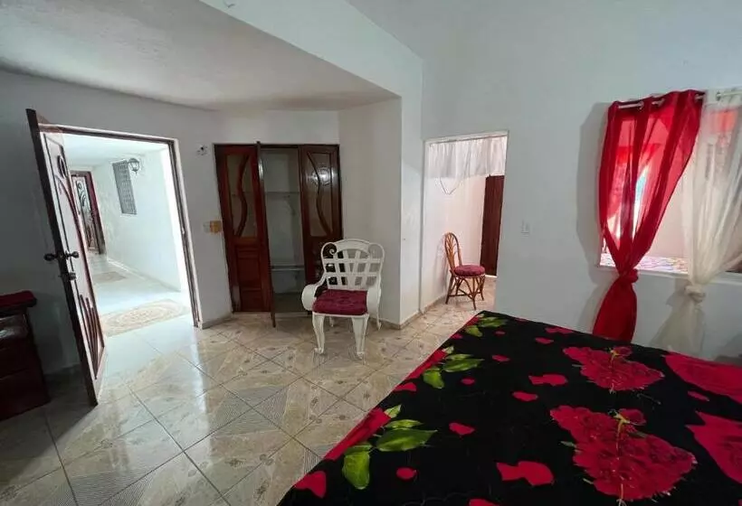 هتل Villa Antonia 16