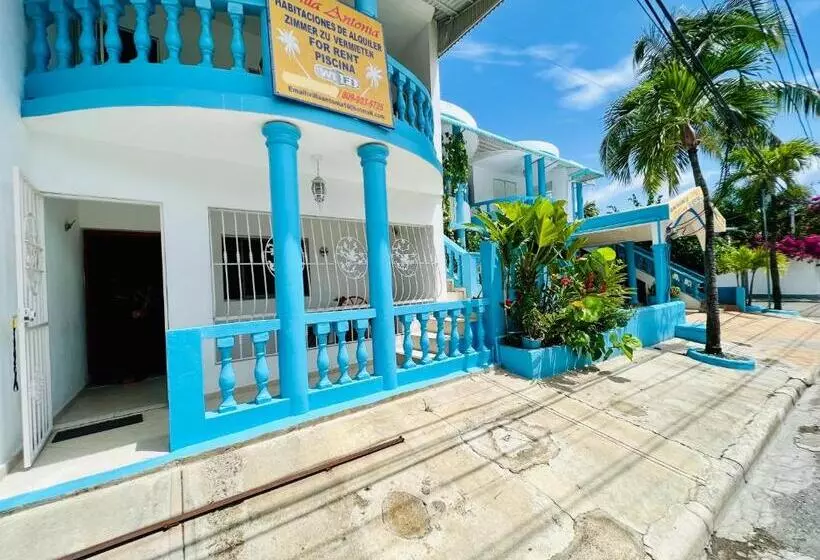 هتل Villa Antonia 16