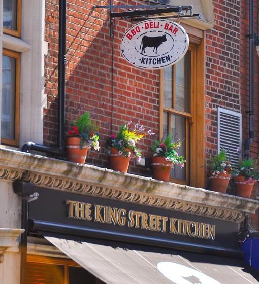 ホテル The Somerset House