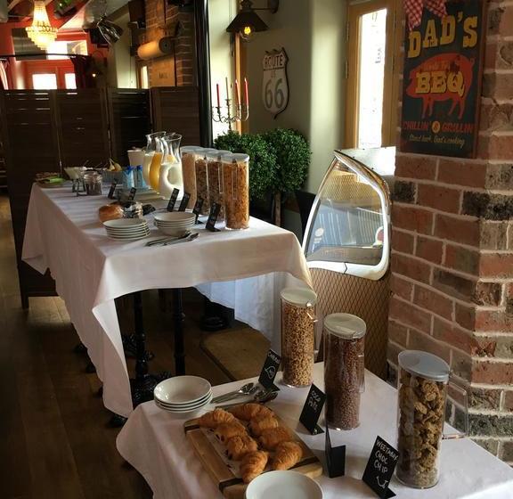 ホテル The Somerset House