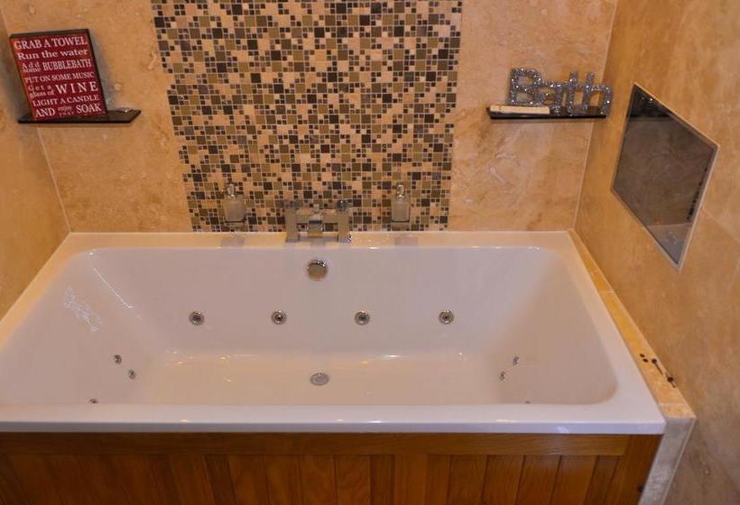 ホテル The Somerset House