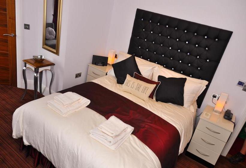 ホテル The Somerset House