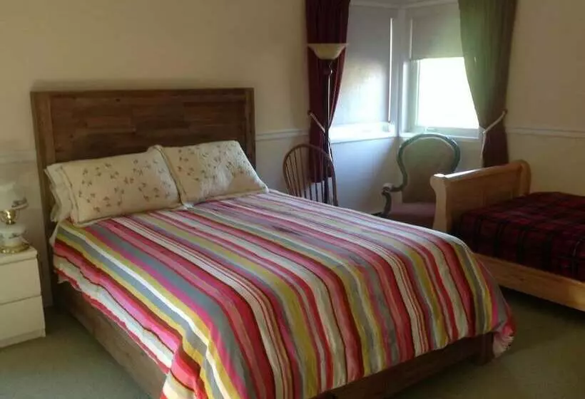 ベッドアンドブレックファースト Laurel S Cottage