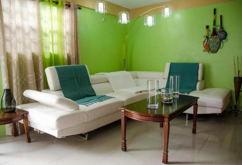 تختخواب و صبحانه Matthew S Miracle View