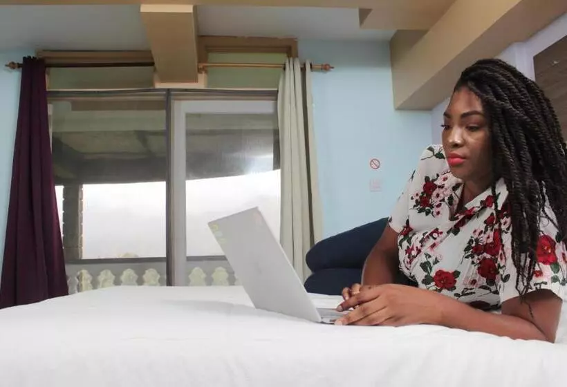 تختخواب و صبحانه Matthew S Miracle View