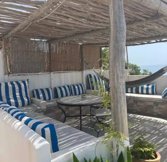 Aamiaismajoitus (B&B) Villa Jardin De L'ocean