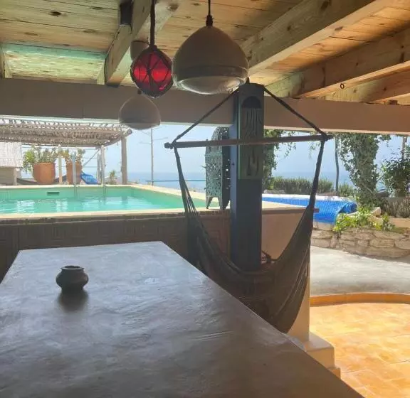 Aamiaismajoitus (B&B) Villa Jardin De L'ocean