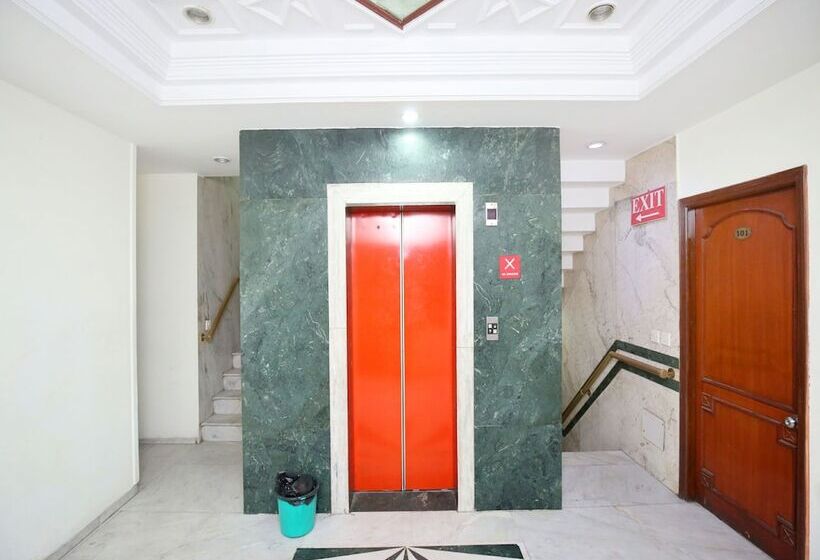 Hotel Fab Town Pride