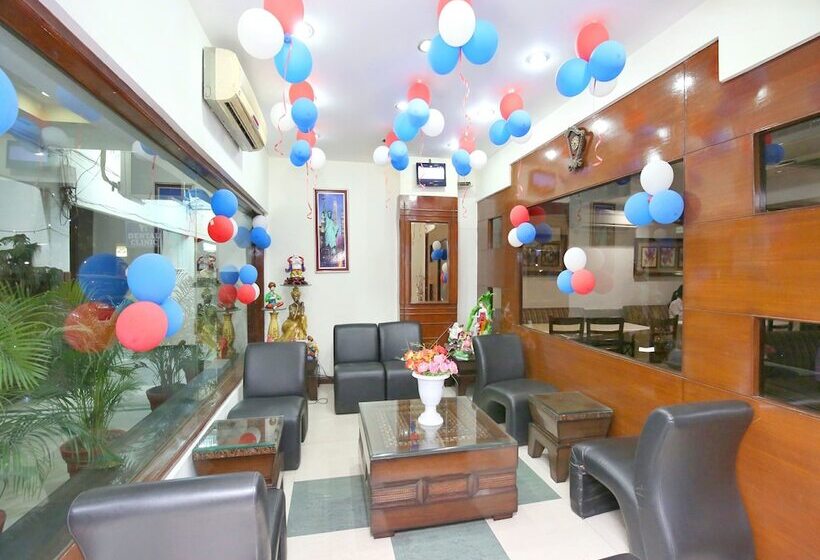 Hotel Fab Town Pride