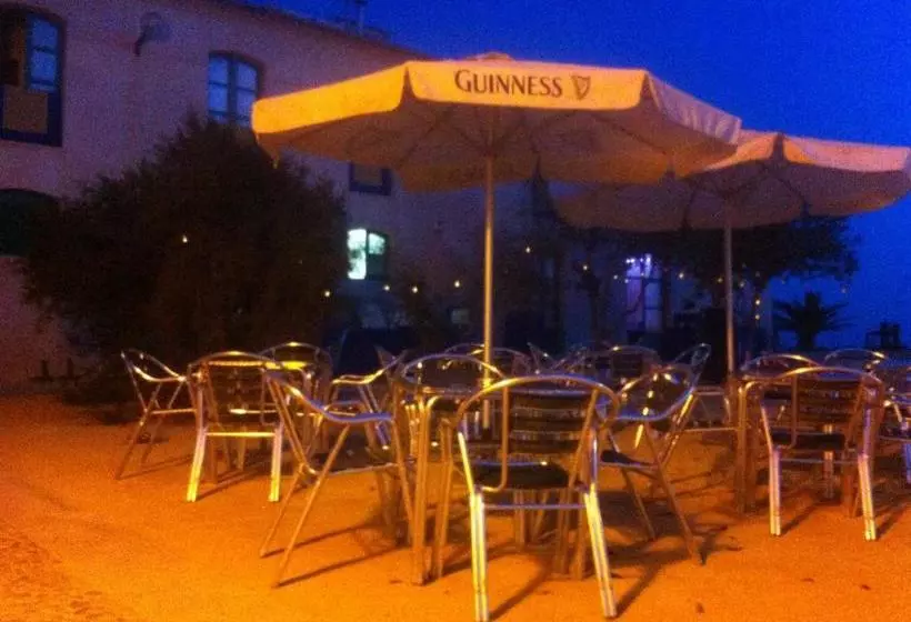 هتل Hostal Nueva Tabarca