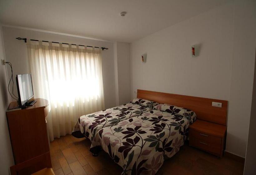 هتل Hostal Nueva Tabarca