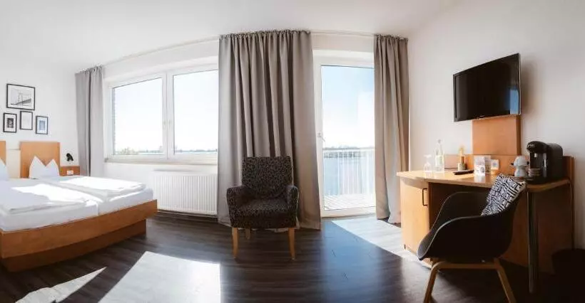 Hotelli Rheinpromenade8