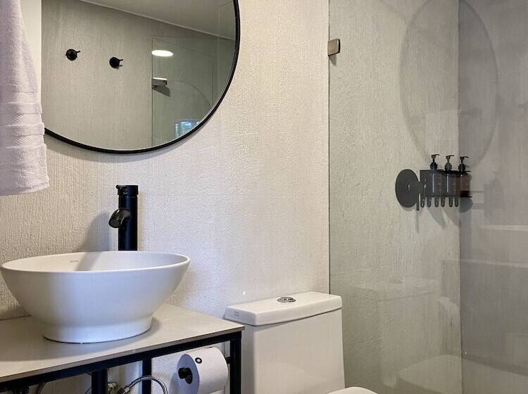 هتل Santa Ana Medellin