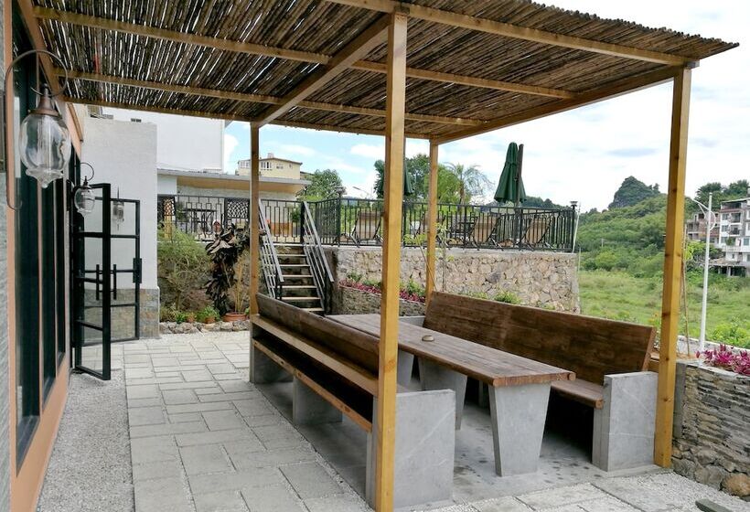 בית מלון כפרי The Bamboo Leaf Yangshuo