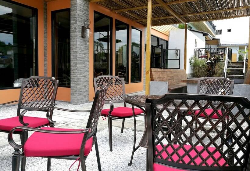 בית מלון כפרי The Bamboo Leaf Yangshuo