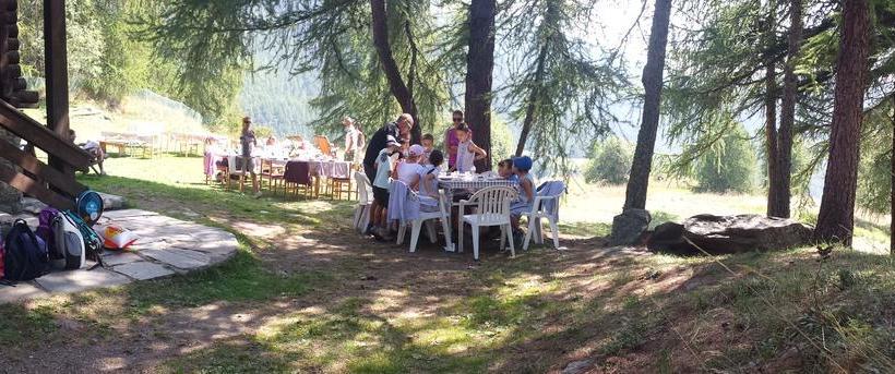 Rifugio Alpino L Ermitage  Hostel