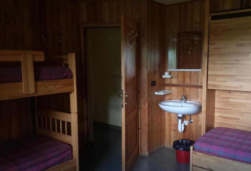Rifugio Alpino L Ermitage  Hostel