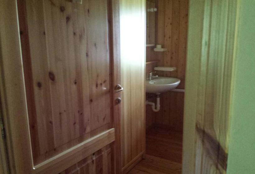 Rifugio Alpino L Ermitage  Hostel