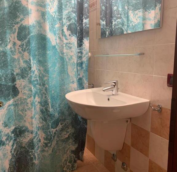 مبيت وإفطار Borgo Piccolo