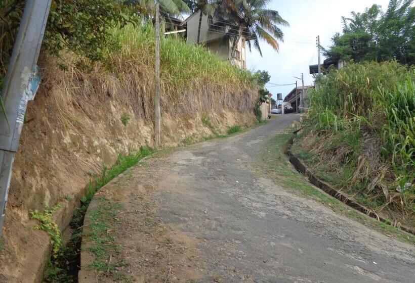 Nocleg ze śniadaniem Cirute Talwatte, Kandy