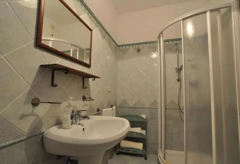 Aamiaismajoitus (B&B) I Leoncini