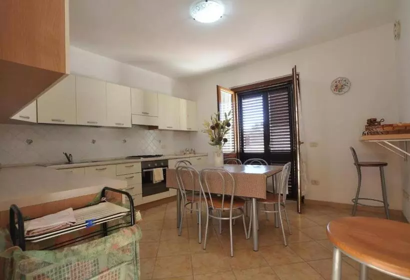 Aamiaismajoitus (B&B) I Leoncini