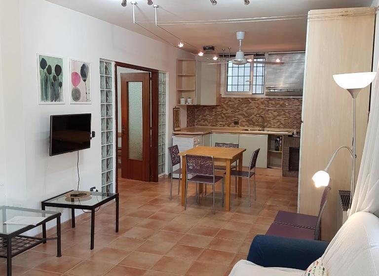 민박 L Albero Del Pepe