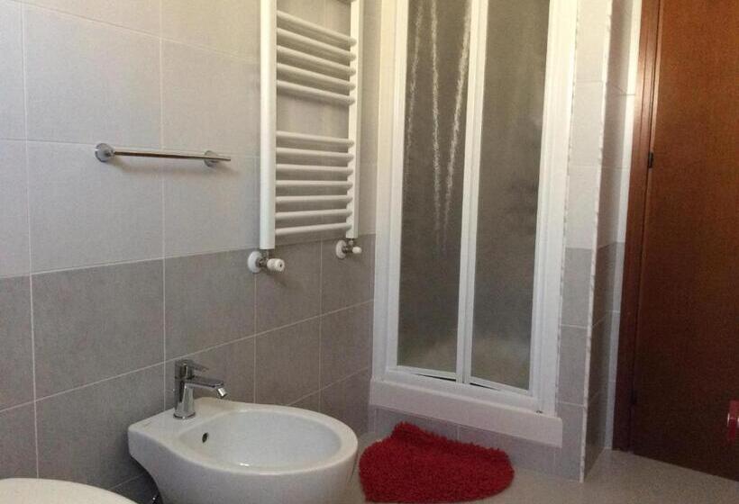 住宿加早餐  L Orchidea Di Ale