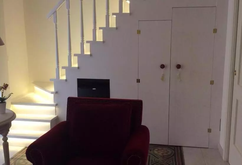 تختخواب و صبحانه Suite Le Perle