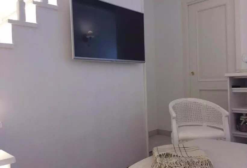 تختخواب و صبحانه Suite Le Perle