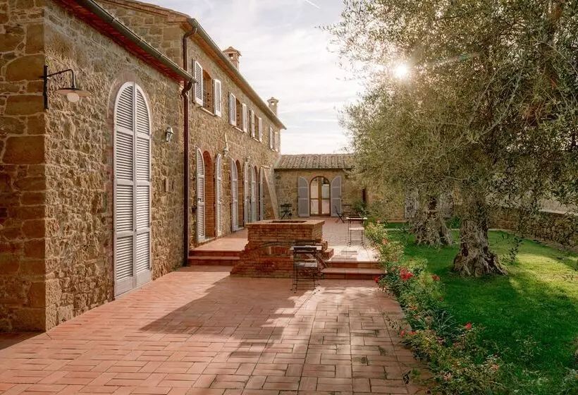 Borgo Sant Ambrogio  Resort