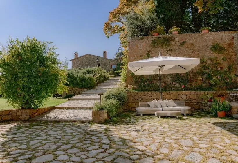 Borgo Sant Ambrogio  Resort