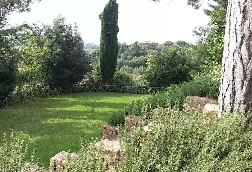 Borgo Sant Ambrogio  Resort