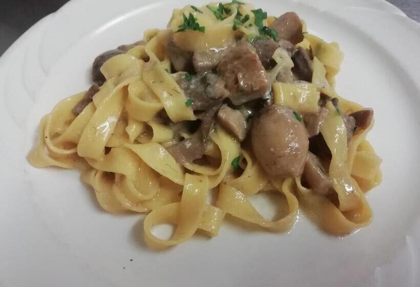 فندق Albergo Ristorante Leon D'oro