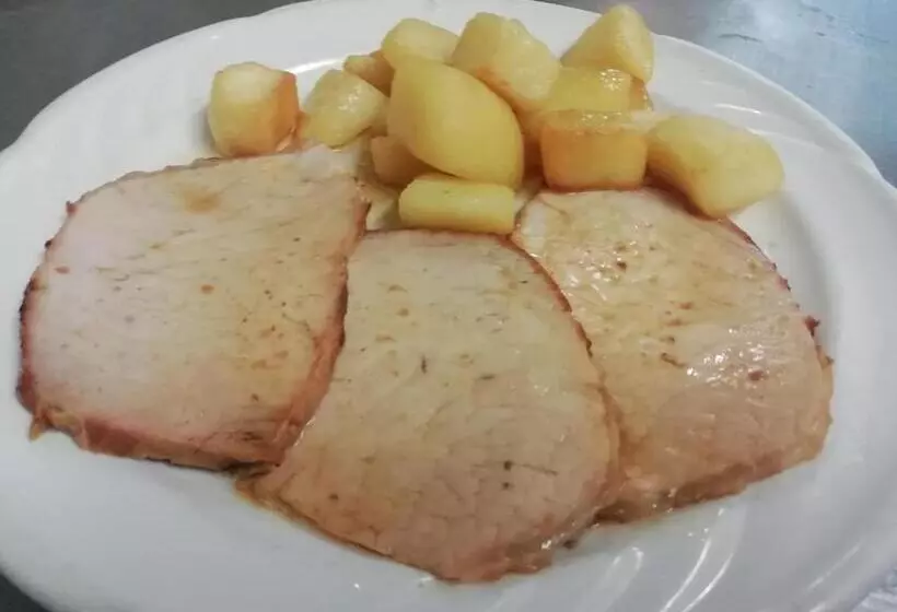 هتل Albergo Ristorante Leon D'oro