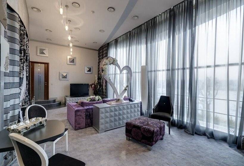 ホテル Baden Baden