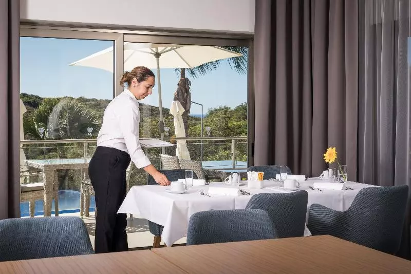 ホテル Caneiros Luxury House & Suites