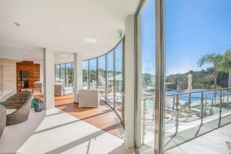 ホテル Caneiros Luxury House & Suites