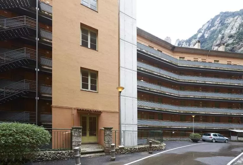 Apartamentos Montserrat Abat Marcet
