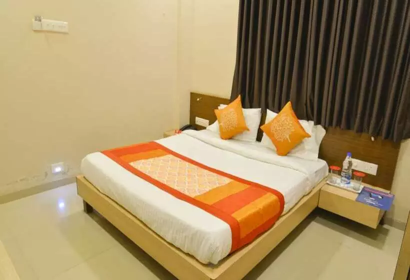 ホテル Midtown Inn