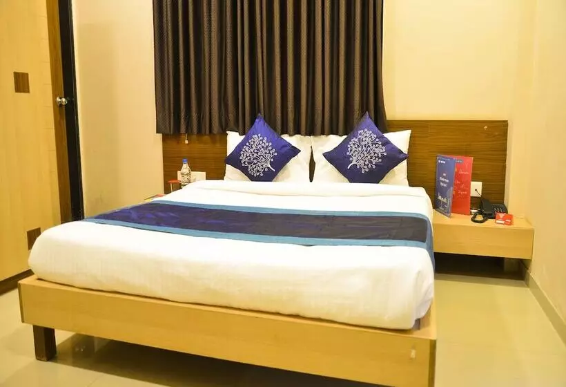 ホテル Midtown Inn