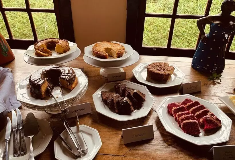 هتل Pousada Candonga Da Serra