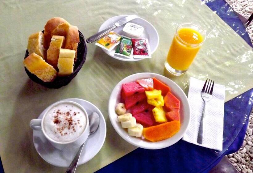 Bed and Breakfast Laura S House