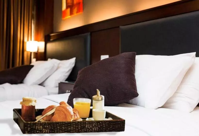 استراحتگاه Panacea Suites