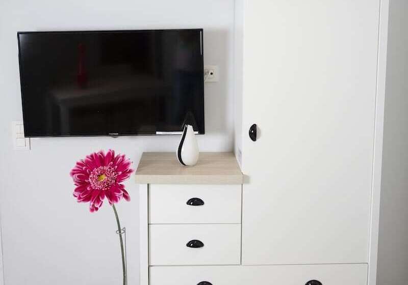 La Ciotat   A Deux Pas De L Eau