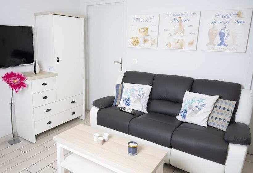 La Ciotat   A Deux Pas De L Eau